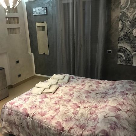 La Casa Di Elena Sannicandro di Bari Exterior foto