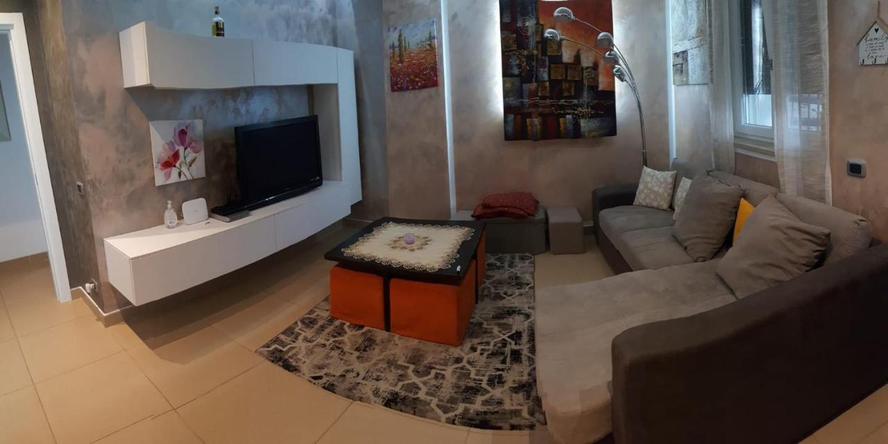 La Casa Di Elena Sannicandro di Bari Exterior foto